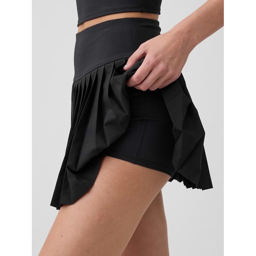 NEW GapFit Studio Pleated Skort Black Small NWT